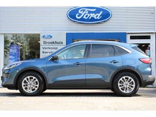 Ford Kuga 1.5EB Titanium | NL-AUTO! | 1 EIGENAAR | PANODAK | DELER OH! | CAMERA | PARK SENS V+A | LANE ASSI... ActivLease financial lease