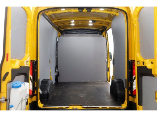 Ford Transit 350 2.0 TDCI 130pk L3H2 Trend Airco/Trekhaak 2800kg 06-2022 ActivLease financial lease