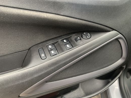 Opel Crossland 1.2 Turbo Edition | Airco | Camera | Cruise | Navi-by app | Led | ActivLease financial lease