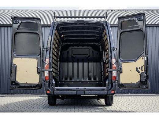 Renault Master T35 dCi 135 | L2H2 | Navi | Imperiaal | Ladder | LED | PDC | Euro 6 ActivLease financial lease
