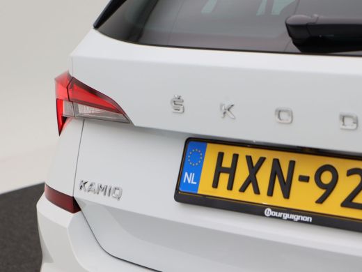 Skoda Kamiq 1.0 TSi 110 Pk Automaat Ambition | LED | Camera | Carplay | Parkeersensoren | Climate | Stoel Ver... ActivLease financial lease