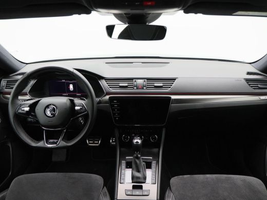 Skoda Superb Combi 1.4 TSi 218 Pk Automaat iV Sportline Business | Adaptive Cruise | CarPlay | Navigatie | Blu... ActivLease financial lease
