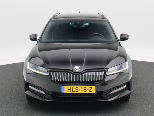 Skoda Superb Combi 1.4 TSi 218 Pk Automaat iV Sportline Business | Adaptive Cruise | CarPlay | Navigatie | Blu... ActivLease financial lease