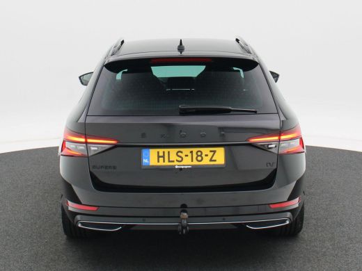 Skoda Superb Combi 1.4 TSi 218 Pk Automaat iV Sportline Business | Adaptive Cruise | CarPlay | Navigatie | Blu... ActivLease financial lease