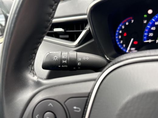 Toyota Corolla Touring Sports 1.8 Hybrid Dynamic *NAVIGATIE/ ADAPTIEF CRUISE CONTROL/ 36 MAANDEN GARANTIE** ActivLease financial lease