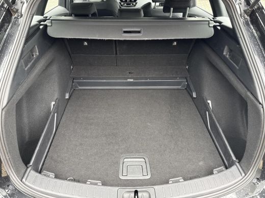 Toyota Corolla Touring Sports 1.8 Hybrid Dynamic *NAVIGATIE/ ADAPTIEF CRUISE CONTROL/ 36 MAANDEN GARANTIE** ActivLease financial lease