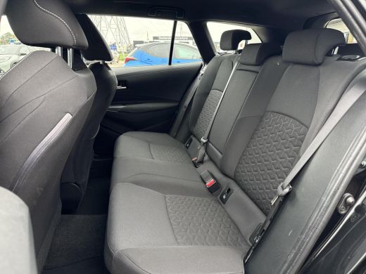 Toyota Corolla Touring Sports 1.8 Hybrid Dynamic *NAVIGATIE/ ADAPTIEF CRUISE CONTROL/ 36 MAANDEN GARANTIE** ActivLease financial lease