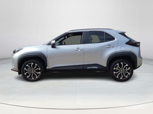 Toyota Yaris Cross 1.5 Hybrid 115 Dynamic | Apple CarPlay | Parkeersensoren | Stuur/Ruit verwarming | Rijklaarprijs ... ActivLease financial lease