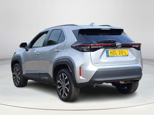 Toyota Yaris Cross 1.5 Hybrid 115 Dynamic | Apple CarPlay | Parkeersensoren | Stuur/Ruit verwarming | Rijklaarprijs ... ActivLease financial lease