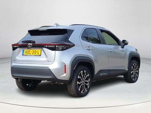 Toyota Yaris Cross 1.5 Hybrid 115 Dynamic | Apple CarPlay | Parkeersensoren | Stuur/Ruit verwarming | Rijklaarprijs ... ActivLease financial lease