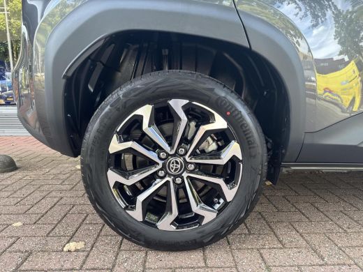 Toyota Yaris Cross 1.5 Hybrid 130 Dynamic | Nieuw | 06-10141018 Voor meer informatie ActivLease financial lease