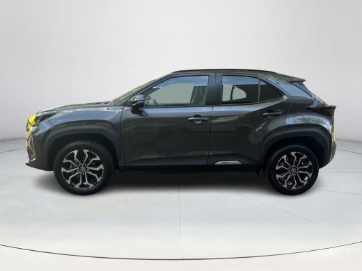 Toyota Yaris Cross 1.5 Hybrid 130 Dynamic | Nieuw | 06-10141018 Voor meer informatie ActivLease financial lease