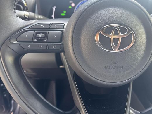 Toyota Yaris Cross 1.5 Hybrid 130 Dynamic | Nieuw | 06-10141018 Voor meer informatie ActivLease financial lease