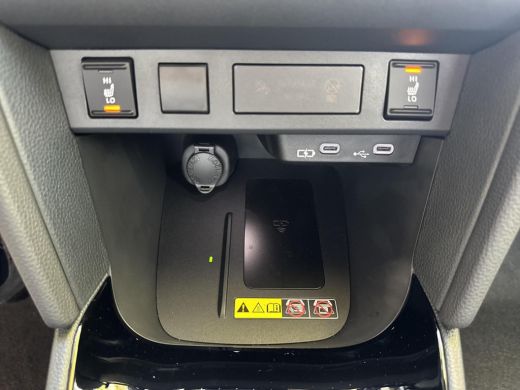 Toyota Yaris Cross 1.5 Hybrid 130 Dynamic | Nieuw | 06-10141018 Voor meer informatie ActivLease financial lease
