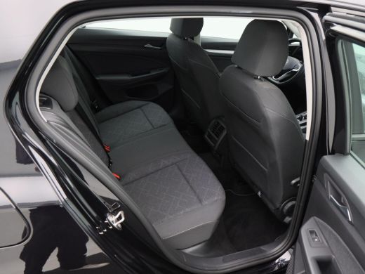 Volkswagen Golf 1.0 eTSi 110 Pk Automaat Life | Adaptive Cruise | Climate | Parkeersensoren | Navigatie | Carplay... ActivLease financial lease