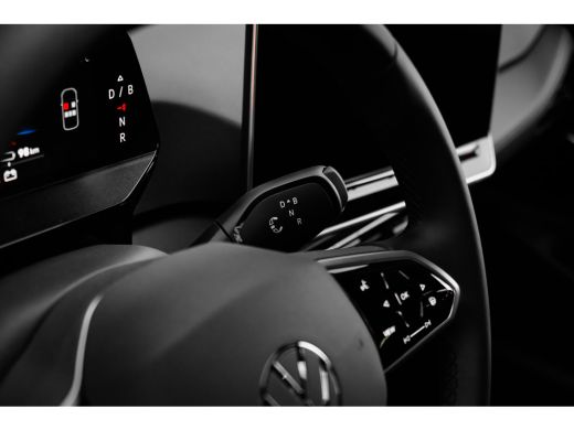 Volkswagen ID.3 Pro Business Inclusief €2000,- inruilvoordeel | Achterlichten LED, luxe uitgevoerd incl. dynamisc... ActivLease financial lease