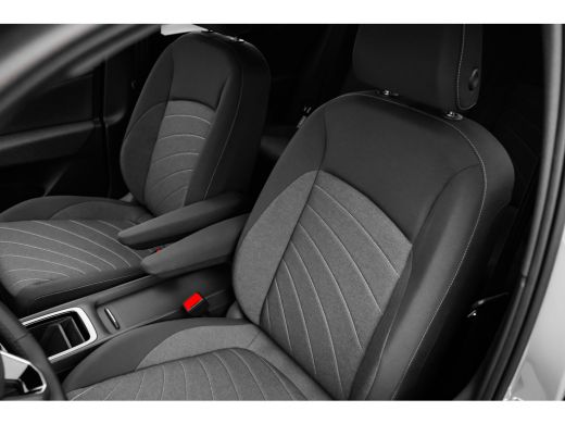 Volkswagen ID.3 Pro Business Inclusief €2000,- inruilvoordeel | Achterlichten LED, luxe uitgevoerd incl. dynamisc... ActivLease financial lease