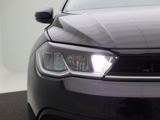 Volkswagen Polo 1.0 TSi Life | Adaptive Cruise | Carplay | Camera | Sensoren | Airco | Digitaal Dashboard | 15 In... ActivLease financial lease