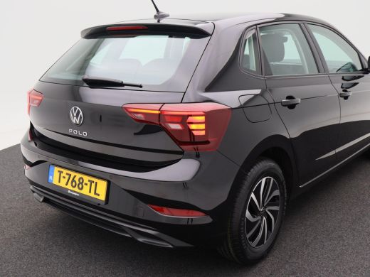 Volkswagen Polo 1.0 TSi Life | Adaptive Cruise | Carplay | Camera | Sensoren | Airco | Digitaal Dashboard | 15 In... ActivLease financial lease