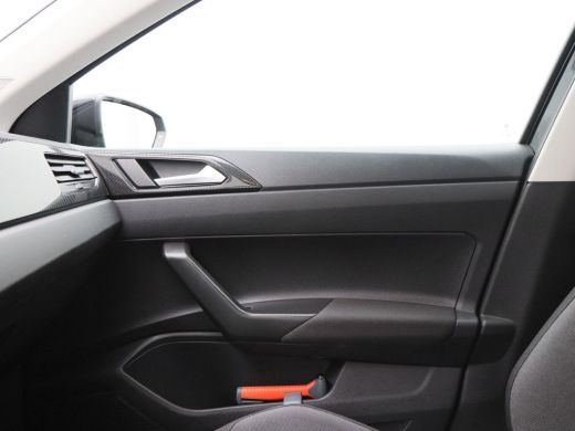 Volkswagen Polo 1.0 TSi Life | Adaptive Cruise | Carplay | Camera | Sensoren | Airco | Digitaal Dashboard | 15 In... ActivLease financial lease