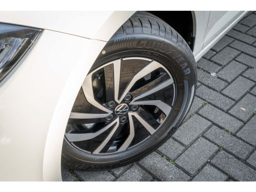 Volkswagen Polo Life Edition Inclusief €2000,- inruilvoordeel | ADAPT.CRUISE | LED | AIRCO | APP CONNECT ActivLease financial lease