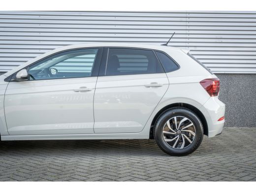 Volkswagen Polo Life Edition Inclusief €2000,- inruilvoordeel | ADAPT.CRUISE | LED | AIRCO | APP CONNECT ActivLease financial lease