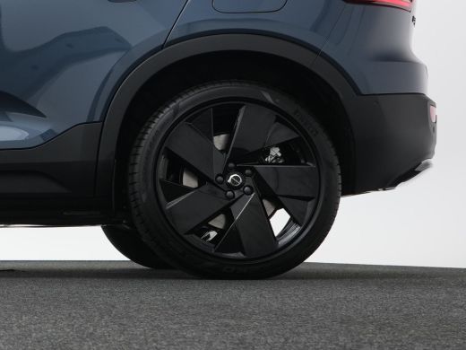 Volvo  EX40 Single Extended Range Ultra Black Ed. 82 kWh | Full Options ActivLease financial lease