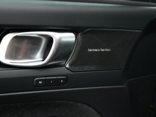 Volvo  EX40 Single Extended Range Ultra Black Ed. 82 kWh | Full Options ActivLease financial lease