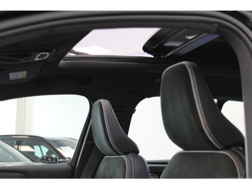 Volvo  XC40 T5 262PK Plug-In Hybrid Ultimate Bright | 360º | Adap Cruise. | HK Audio | Blis | Panoramadak  | ... ActivLease financial lease