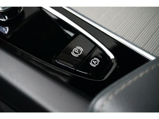 Volvo  XC60 2.0 Recharge T6 AWD R-Design | Panoramadak | 360 Camera | Memory | Harman/Kardon ActivLease financial lease