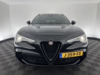 Alfa Romeo Stelvio 2.9 V6 AWD Quadrifoglio (INCL-BTW) Aut. *PANO | LEATHER-ALCANTARA | XENON | ADAPTIVE-CRUISE | BLI...