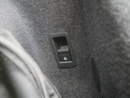 Audi Q3 45 TFSI e 245 pk S-tronic Advanced edition Navigatie Camera DAB Trekhaak 15 ActivLease financial lease