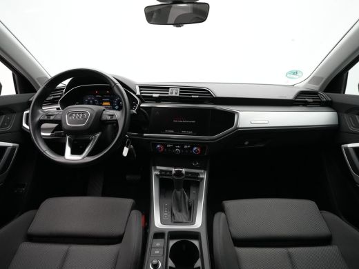 Audi Q3 45 TFSI e 245 pk S-tronic Advanced edition Navigatie Camera DAB Trekhaak 15 ActivLease financial lease