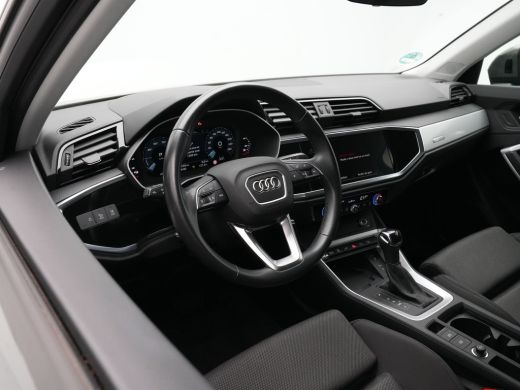 Audi Q3 45 TFSI e 245 pk S-tronic Advanced edition Navigatie Camera DAB Trekhaak 15 ActivLease financial lease