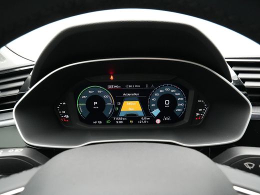 Audi Q3 45 TFSI e 245 pk S-tronic Advanced edition Navigatie Camera DAB Trekhaak 15 ActivLease financial lease