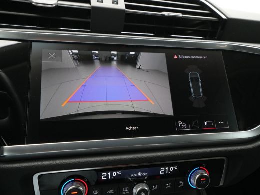 Audi Q3 45 TFSI e 245 pk S-tronic Advanced edition Navigatie Camera DAB Trekhaak 15 ActivLease financial lease