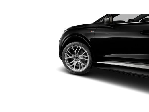 Audi Q4 e-tron S edition | 3-zone airconditioning | Achterklep, automatisch bedienbaar | Achteruitrijcamera ActivLease financial lease