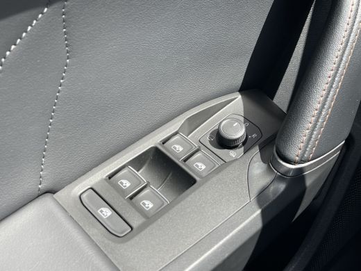 CUPRA Leon Sportstourer 1.4 e-Hybrid VZ Performance | Pano | Camera | CarPlay | ACC | LED | Keyless | 19 inch ActivLease financial lease