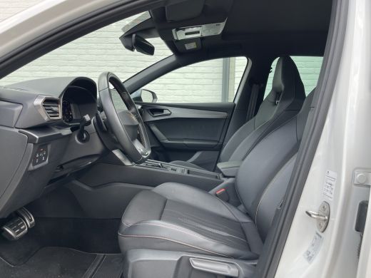 CUPRA Leon Sportstourer 1.4 e-Hybrid VZ Performance | Pano | Camera | CarPlay | ACC | LED | Keyless | 19 inch ActivLease financial lease