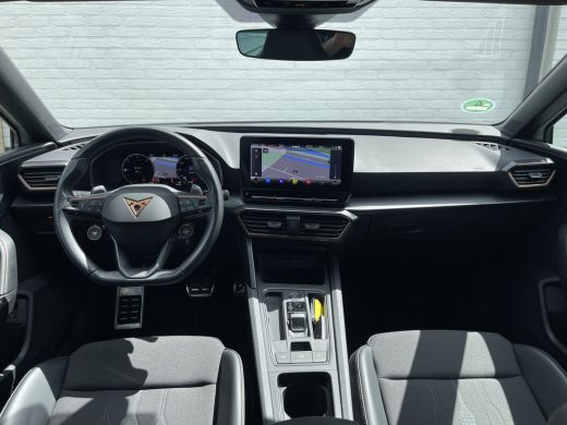 CUPRA Leon Sportstourer 1.4 e-Hybrid VZ Performance | Pano | Camera | CarPlay | ACC | LED | Keyless | 19 inch ActivLease financial lease