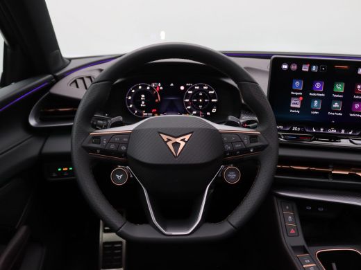 CUPRA Terramar 1.5 TSI e-Hybrid VZ Performance 272PK DSG matrix led, Leder, trekhaak, Sennheiser audio, 360gr. c... ActivLease financial lease