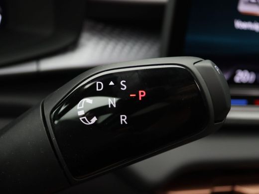 CUPRA Terramar 1.5 TSI e-Hybrid VZ Performance 272PK DSG matrix led, Leder, trekhaak, Sennheiser audio, 360gr. c... ActivLease financial lease