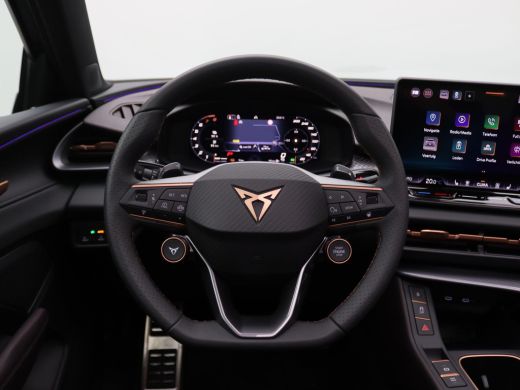 CUPRA Terramar 1.5 TSI e-Hybrid VZ Performance 272PK DSG matrix led, Leder, trekhaak, Sennheiser audio, 360gr. c... ActivLease financial lease