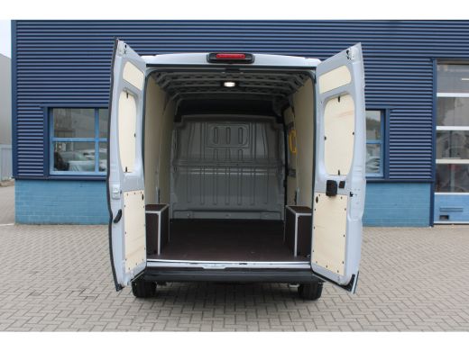 Fiat Ducato 2.2 MultiJet 140 pk S&S L3H2 3.3t | NAVIGATIE | CAMERA | SENSOREN | BETIMMERING LAADRUIMTE | APPL... ActivLease financial lease