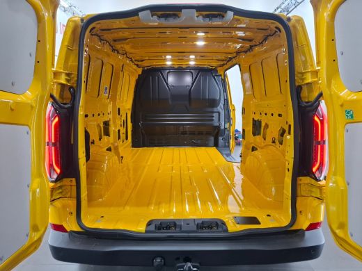 Ford E-Transit Custom 340 L2 H1 Trend 65 kWh (direct leverbaar) ActivLease financial lease
