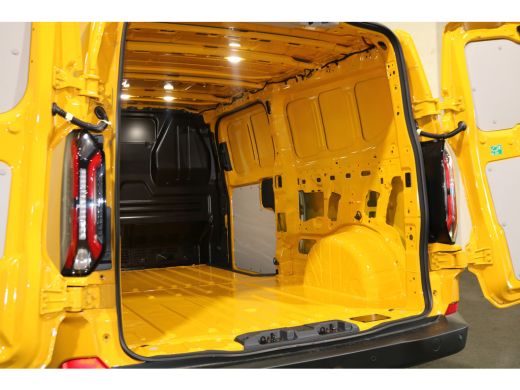 Ford E-Transit Custom 340 L2 H1 Trend 65 kWh (direct leverbaar) ActivLease financial lease