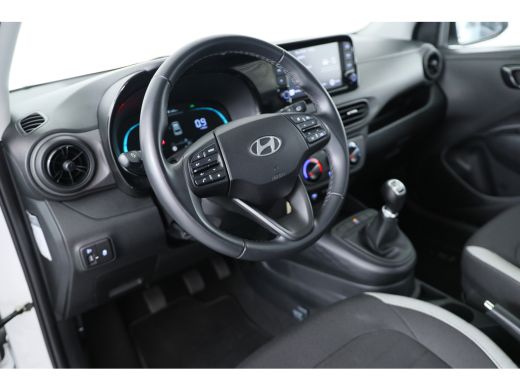 Hyundai i10 1.0 Comfort | Navi By App | Airco | Cruise Control | DAB | Bluetooth | Elektrische Ramen ActivLease financial lease