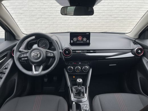 Mazda 2 1.5 e-SkyActiv-G 90 Homura | CarPlay | Camera | LED | DAB+ | Dodehoek | 16 inch ActivLease financial lease