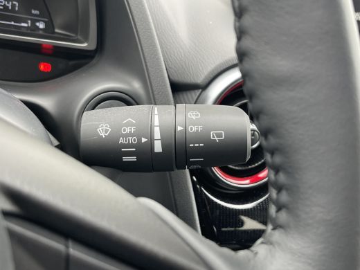 Mazda 2 1.5 e-SkyActiv-G 90 Homura | CarPlay | Camera | LED | DAB+ | Dodehoek | 16 inch ActivLease financial lease