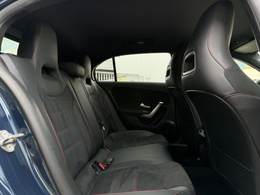 Mercedes-Benz A-Klasse 180 Aut. Sol. AMG Sport Sfeer Mood Light ActivLease financial lease